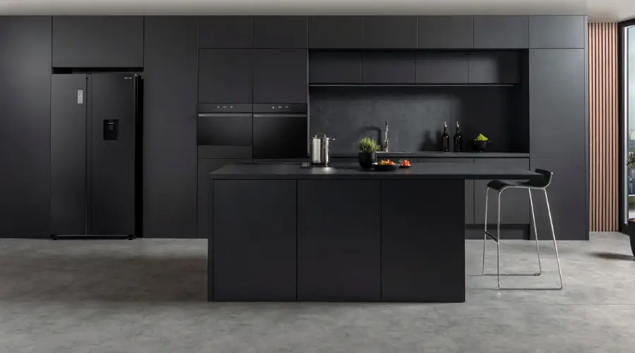 hisense-blackline-900x500.webp hisense-blackline-900x500.webp